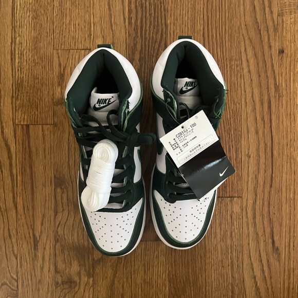 Brand New Nike Dunk High SP Spartan Green - Picture 3 of 9